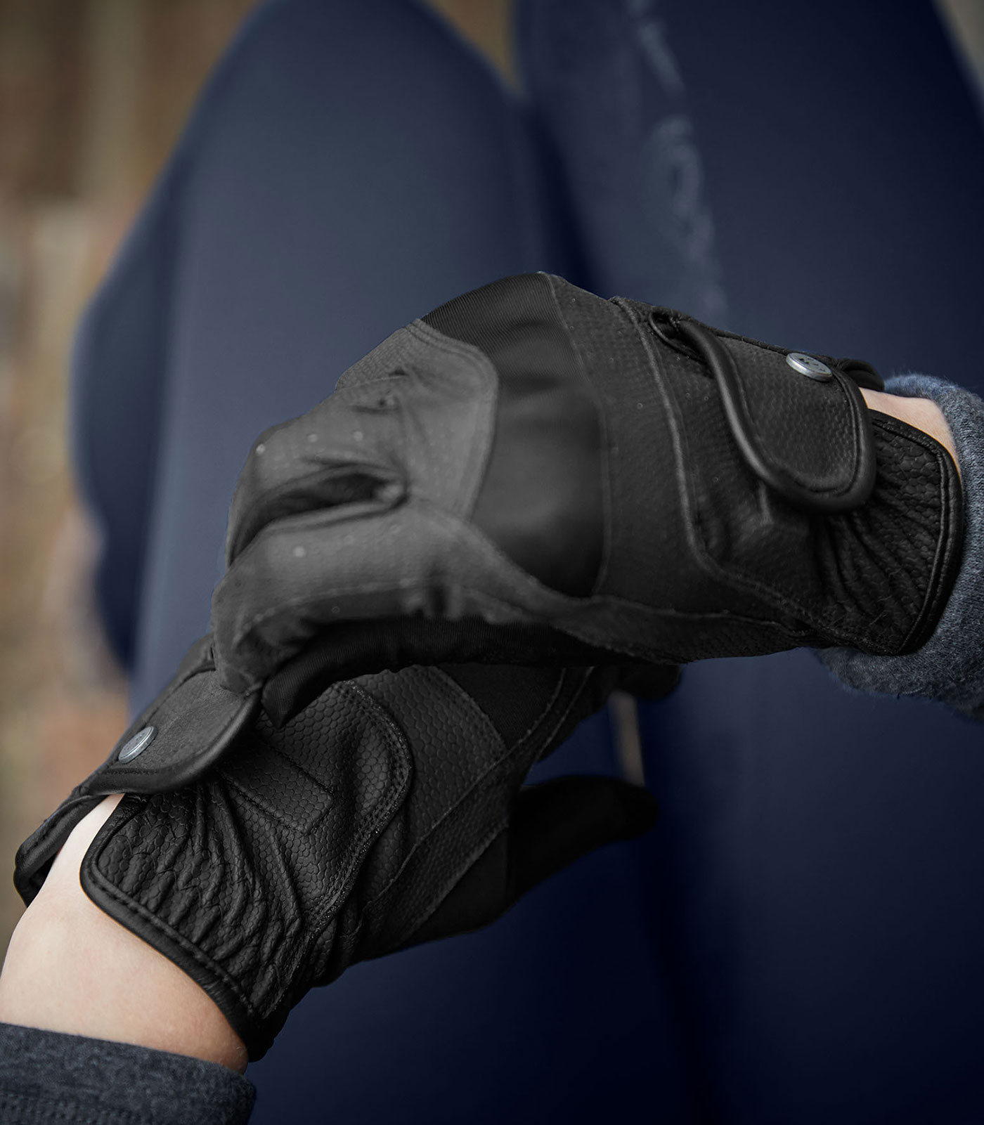 Magnetize Riding Glove