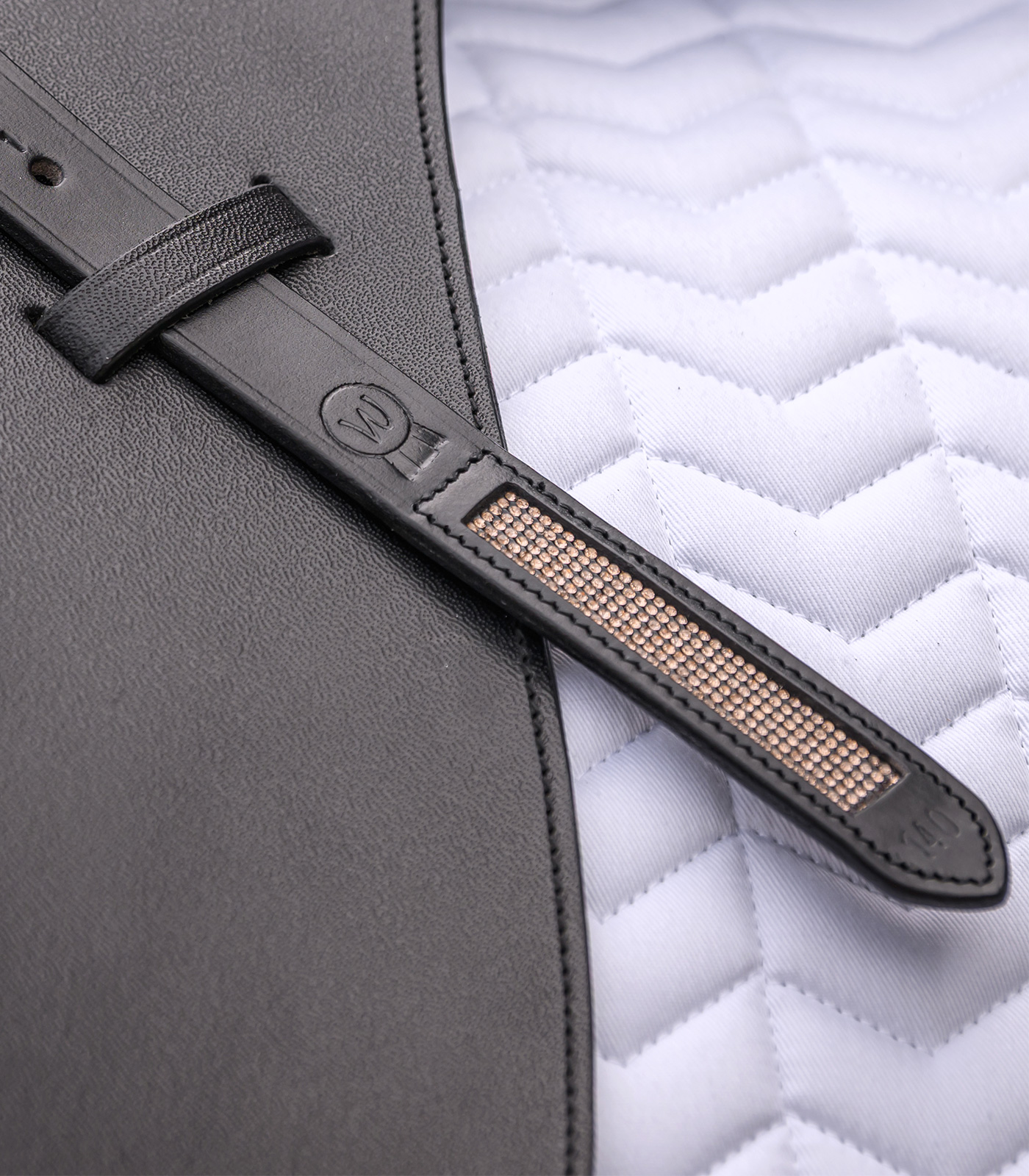 Waldhausen X-Line rosé stirrup leathers