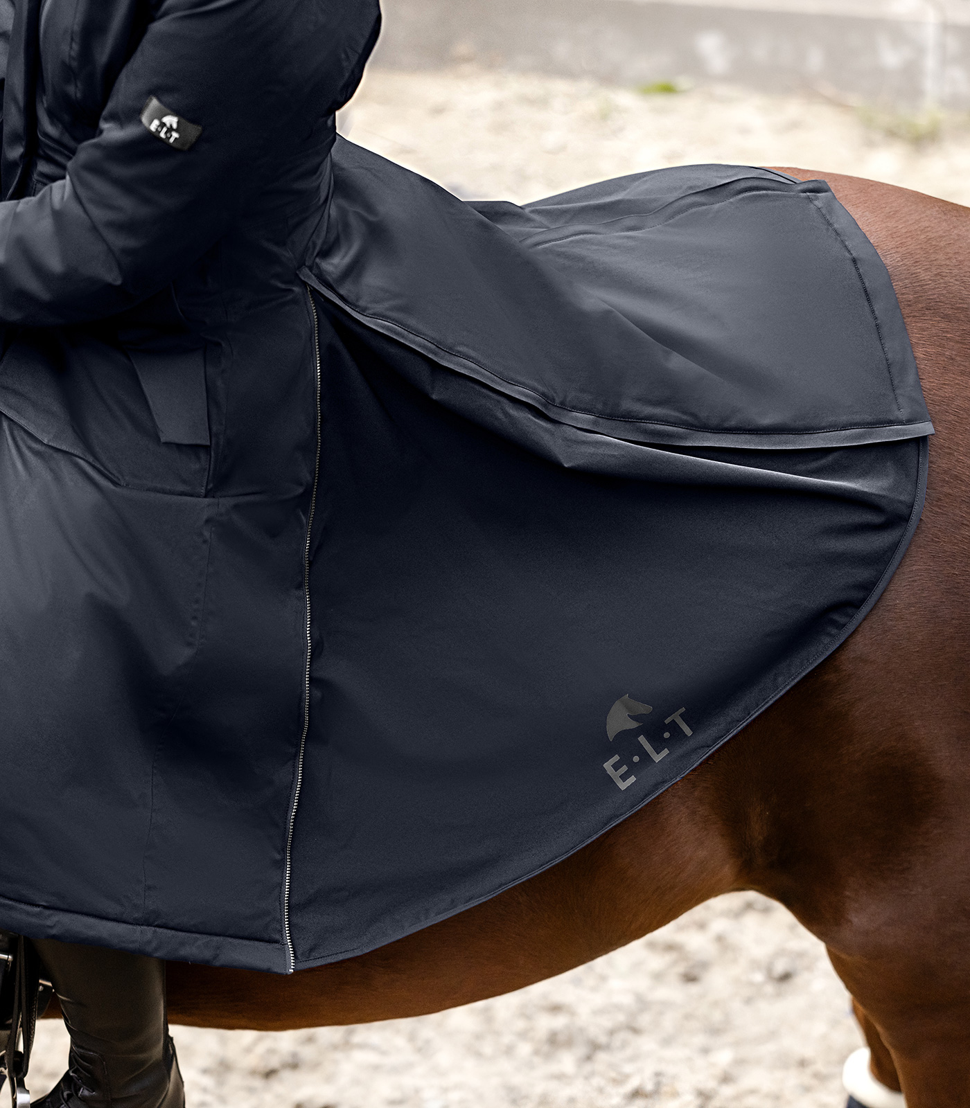 Winter-Performance-Reitmantel Opal