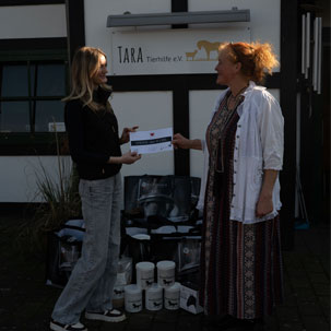 Image alternate text